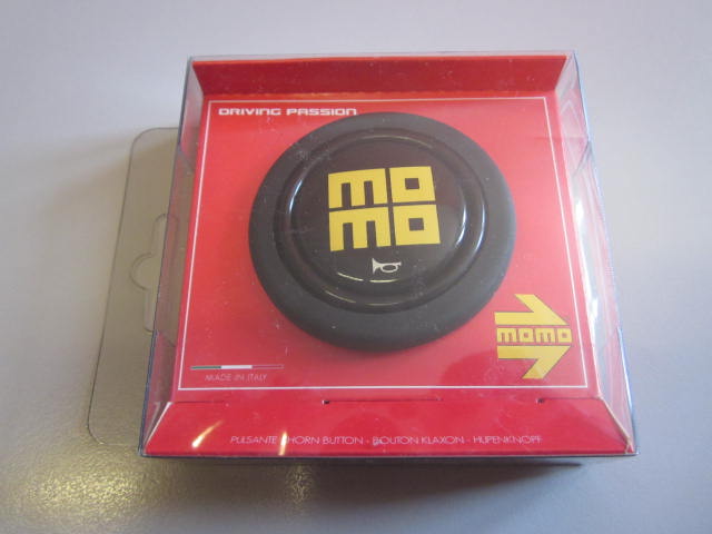 Bouton de klaxon MOMO Glossy Black Yellow logo round lip